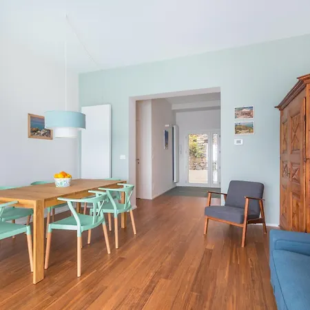 La Fiorella: Con Terrazze In Apartman *